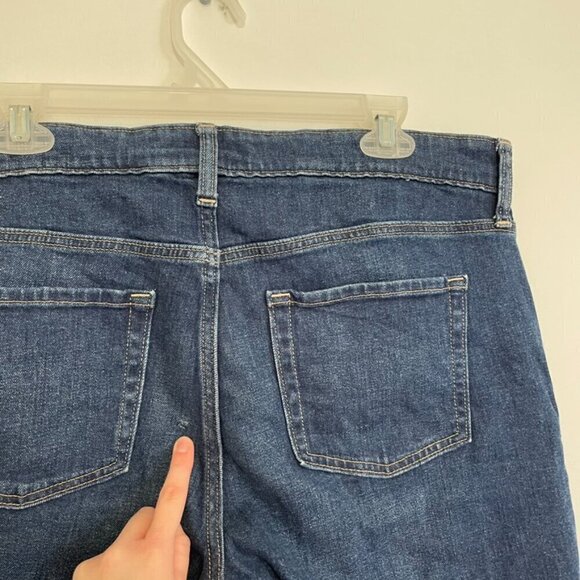 GAP DENIM 9" Denim Bermuda Shorts Dark Wash Indigo Blue Jean Shorts 14 / 32 32" - Picture 13 of 16